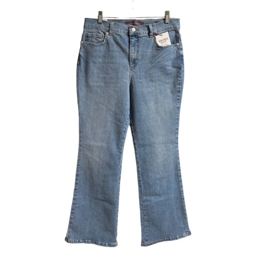 NWT! Women's Gloria Vanderbilt Classic Rise Amanda Bootcut Jeans Size 10 - Picture 5 of 13